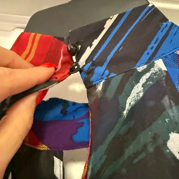 New York & Company Vibrant Red and Blue Patterned Blouse - Picture 5 of 6